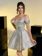 Elegant And Romantic Metal Jacquard Design Strapless Waist Tightening Short Christmas Party Prom Dress
